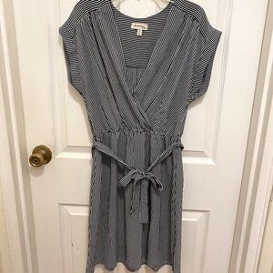 Monteau LA Faux Wrap Striped Midi Dress with Dolman Sleeves Black/White Size M